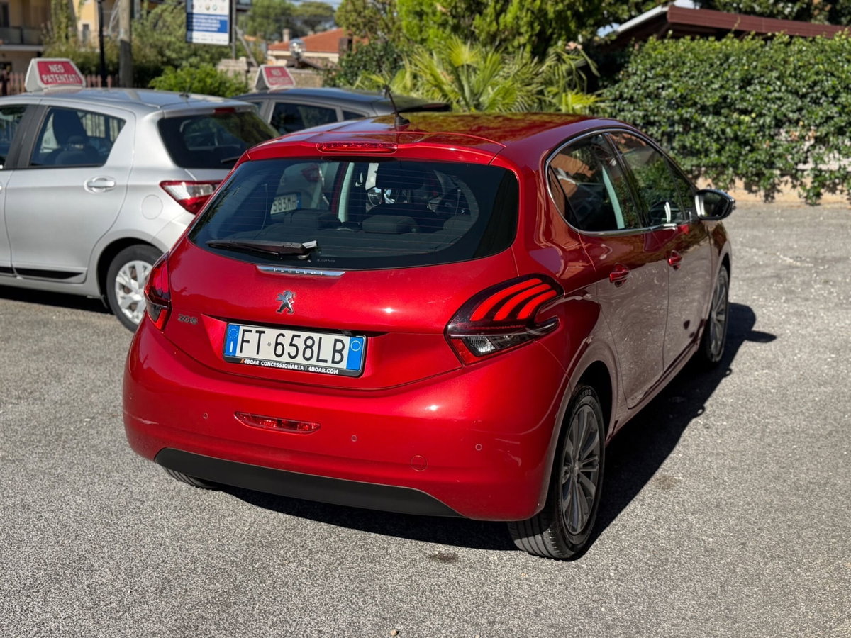 Peugeot 208 82 5 porte Allure (4)