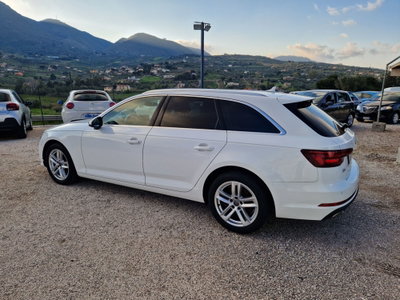 Audi A4 Avant 35 TDI S tronic Business (10)