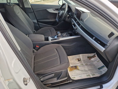 Audi A4 Avant 35 TDI S tronic Business (18)