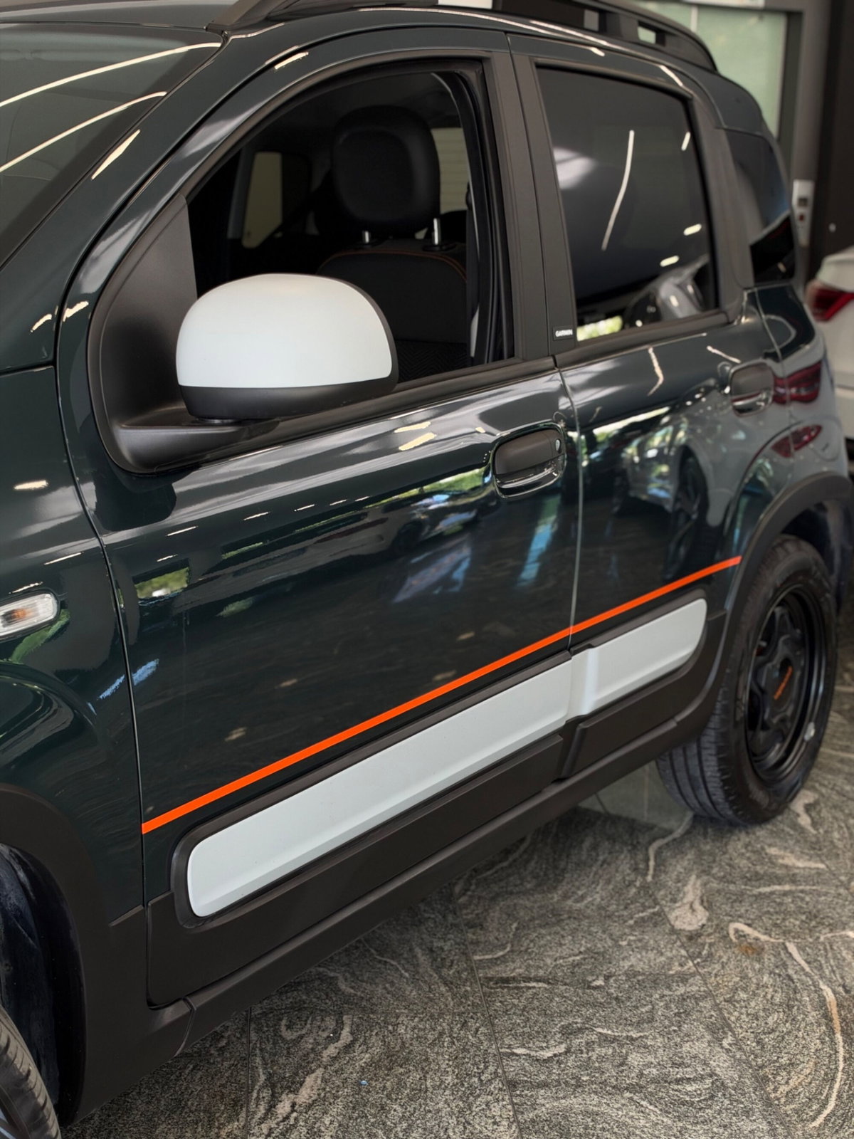 Fiat Panda 1.0 FireFly S&S Hybrid City Cross (14)