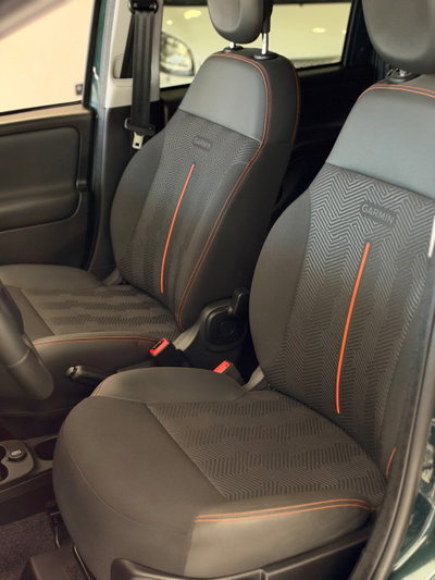 Fiat Panda 1.0 FireFly S&S Hybrid City Cross (10)