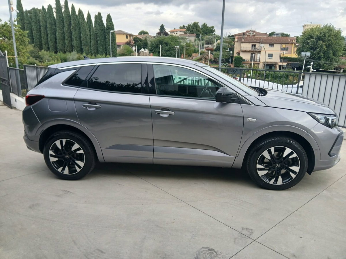 Opel Grandland 1.5 diesel Ecotec aut. Business Elegance