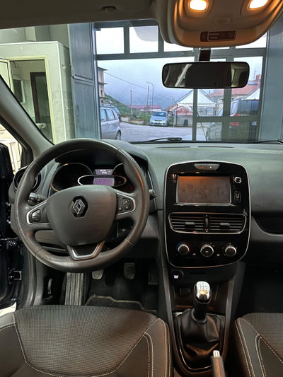 Renault Clio Sporter dCi 8V 75CV Start&Stop Energy Life (11)