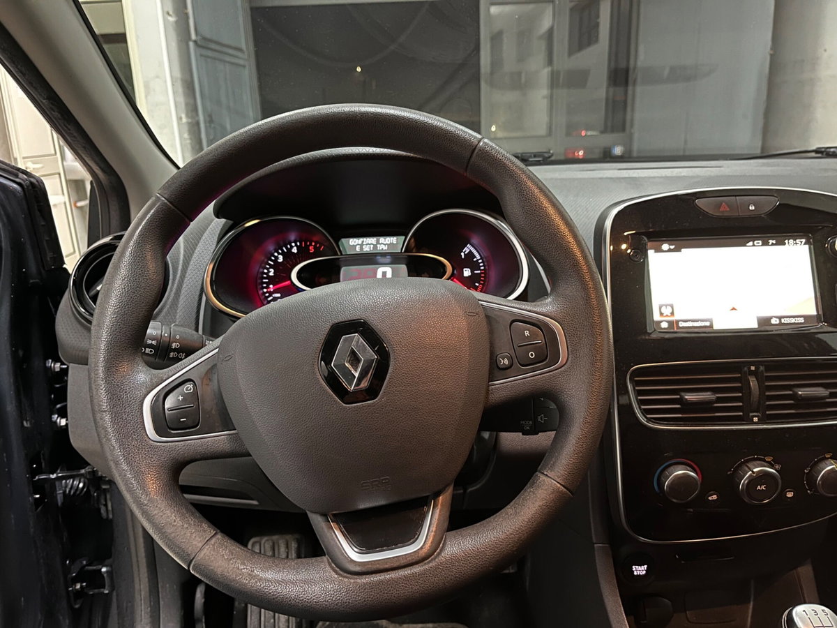 Renault Clio Sporter dCi 8V 75CV Start&Stop Energy Life (13)