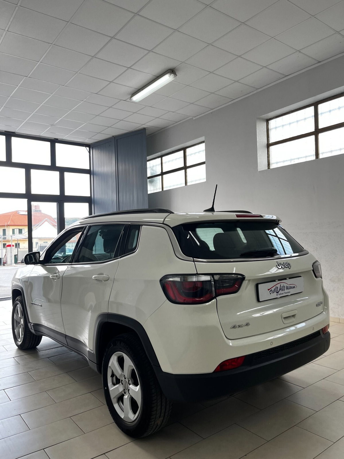 Jeep Compass 2.0 Multijet II aut. 4WD Longitude (6)