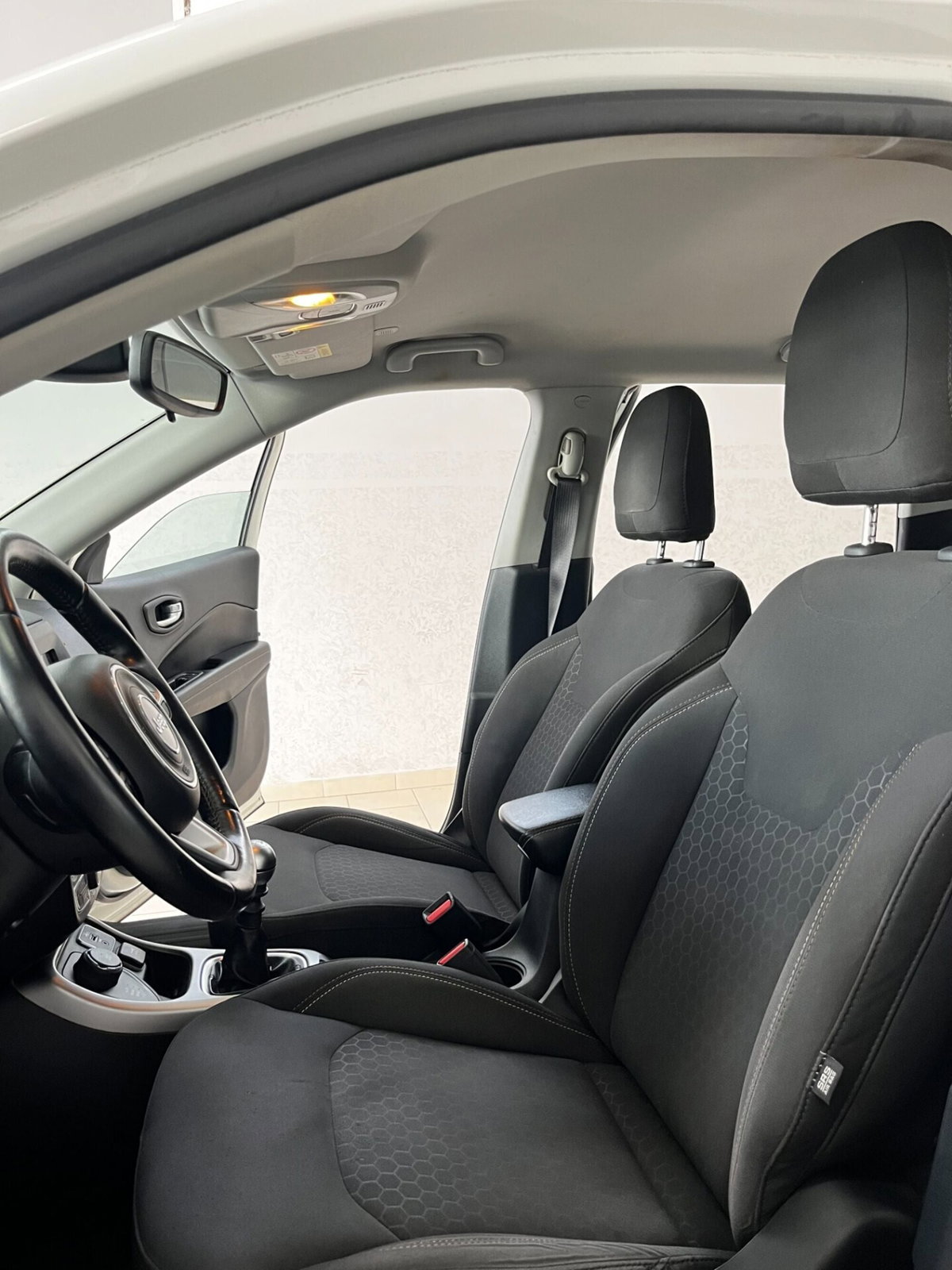Jeep Compass 2.0 Multijet II aut. 4WD Longitude (7)