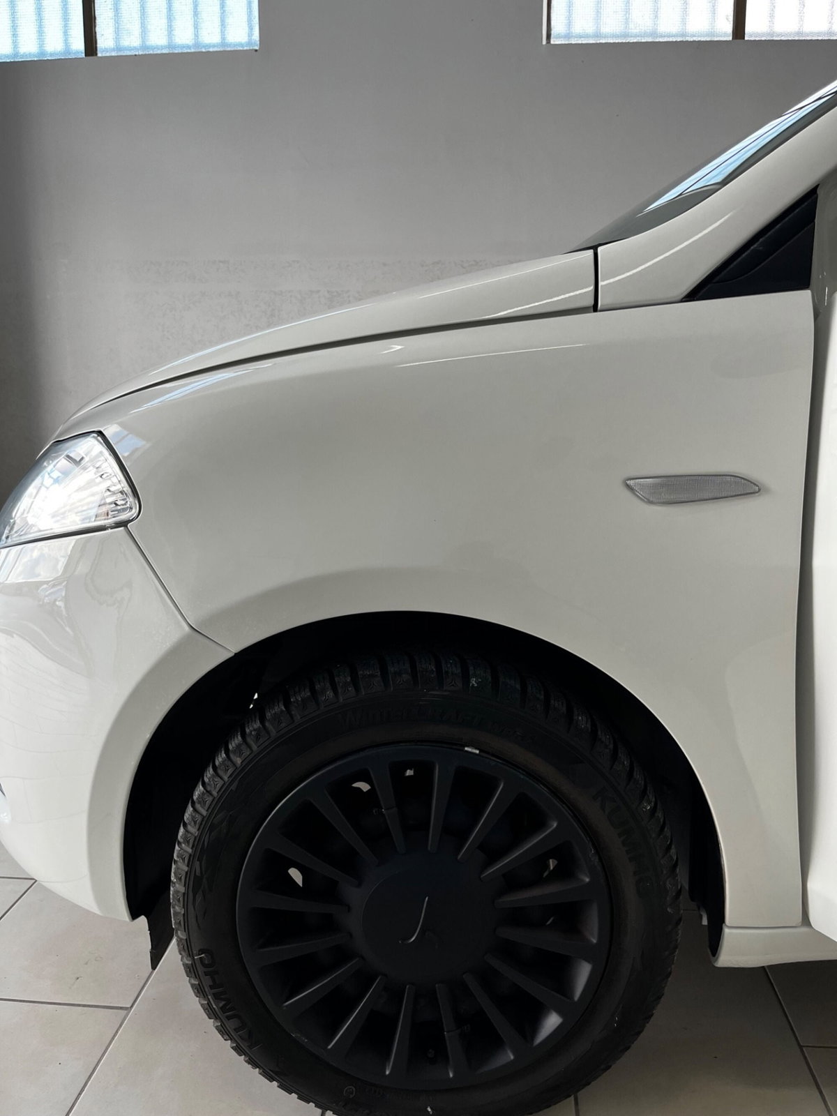 Lancia Ypsilon 1.0 FireFly 5 porte S&S Hybrid Ecochic Silver (7)