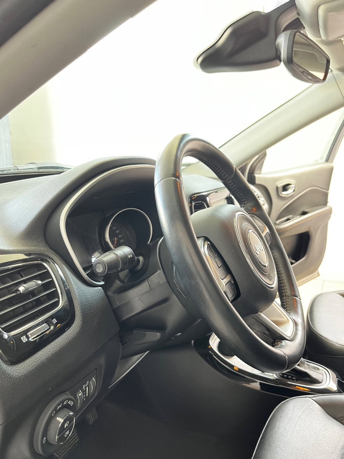 Jeep Compass 2.0 Multijet II aut. 4WD Limited (13)