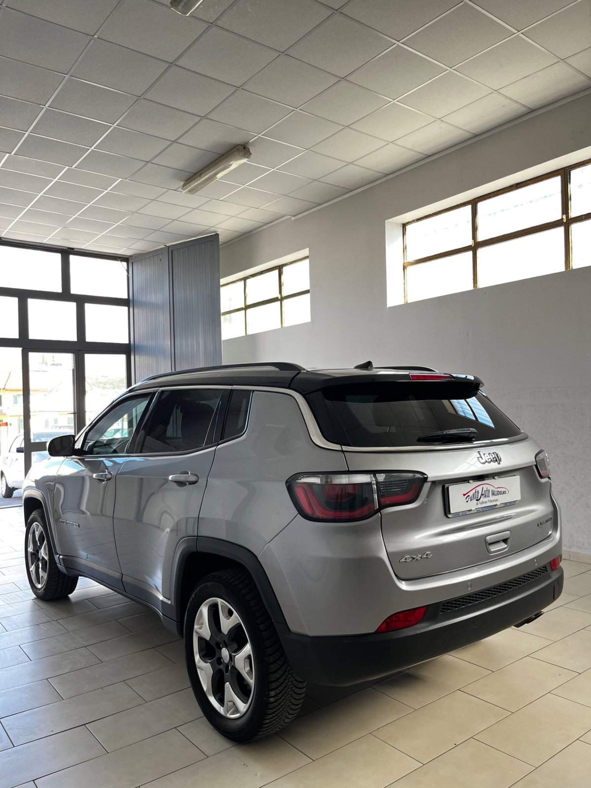 Jeep Compass 2.0 Multijet II aut. 4WD Limited (6)
