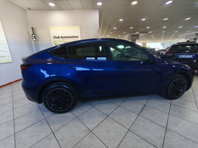 Tesla Model Y Long Range awd (7)