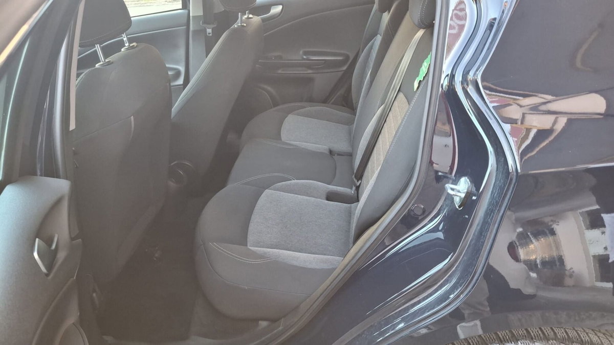 Alfa Romeo Giulietta 1.6 JTDm Ti 120cv (13)