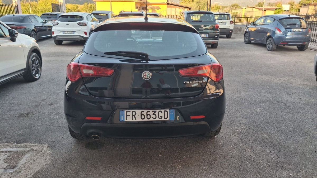 Alfa Romeo Giulietta 1.6 JTDm Ti 120cv (10)