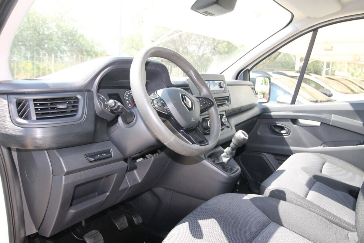 Renault Trafic Furgone T29 2.0 dCi 150CV PC-TA Furgone Energy Ice (14)