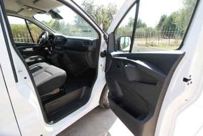 Renault Trafic Furgone T29 2.0 dCi 150CV PC-TA Furgone Energy Ice (17)