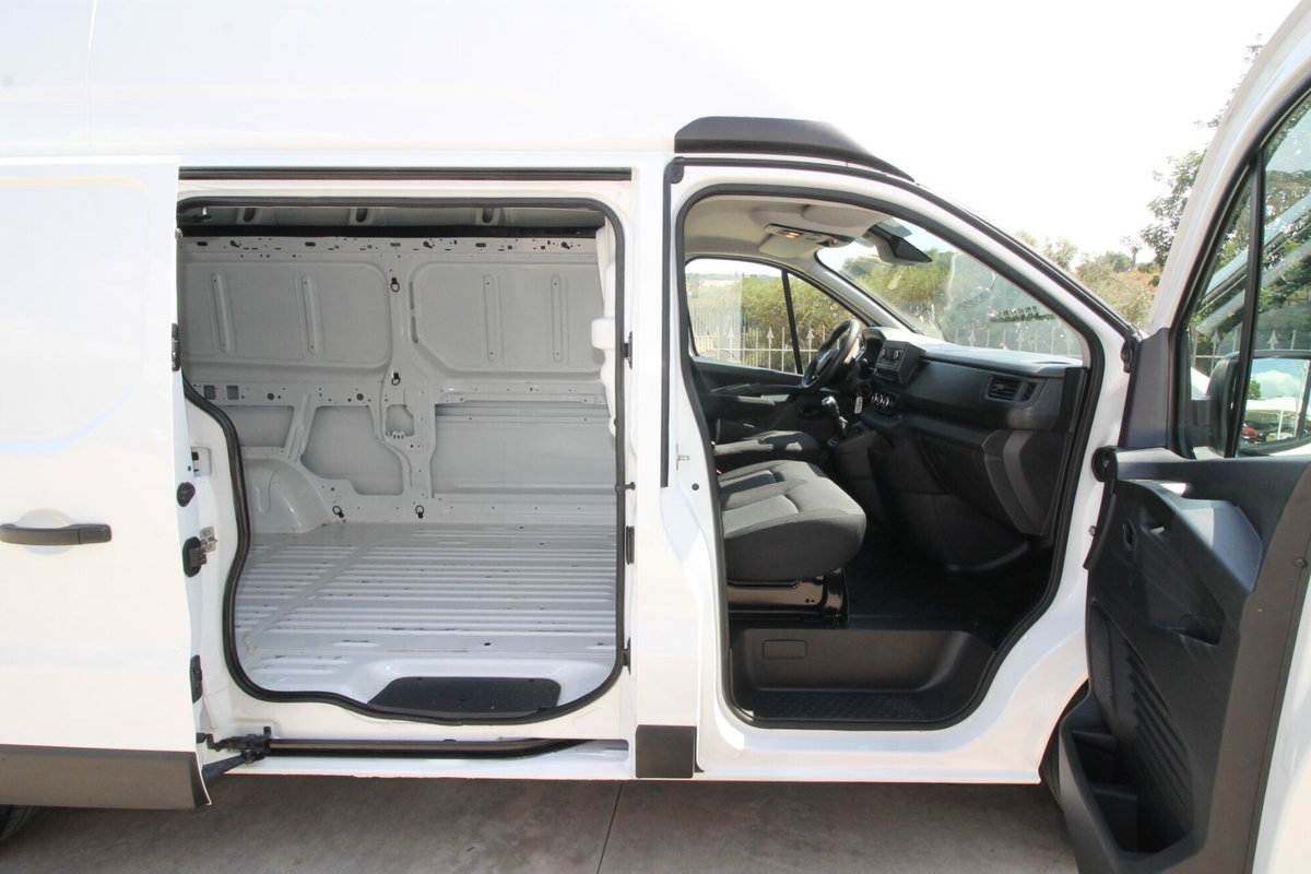 Renault Trafic Furgone T29 2.0 dCi 150CV PC-TA Furgone Energy Ice (19)