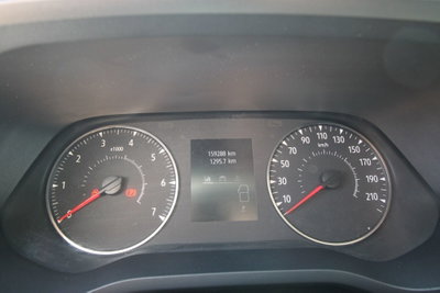 Renault Trafic Furgone T29 2.0 dCi 150CV PC-TA Furgone Energy Ice (9)
