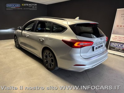Ford Focus Station Wagon 1.0 EcoBoost Hybrid 155 CV SW ST-Line (2)