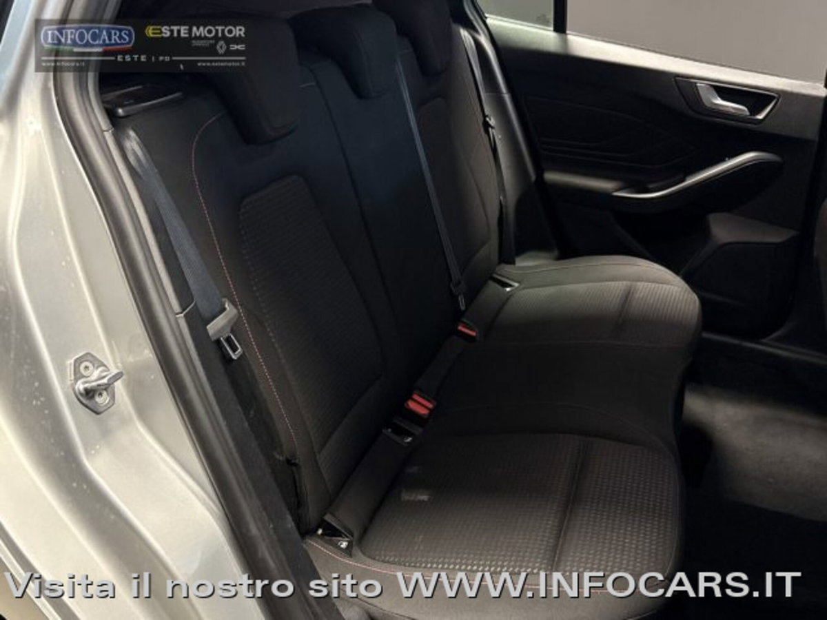 Ford Focus Station Wagon 1.0 EcoBoost Hybrid 155 CV SW ST-Line (8)