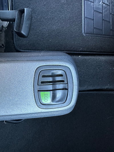 smart Fortwo 1000 52 kW MHD coupé pulse (13)