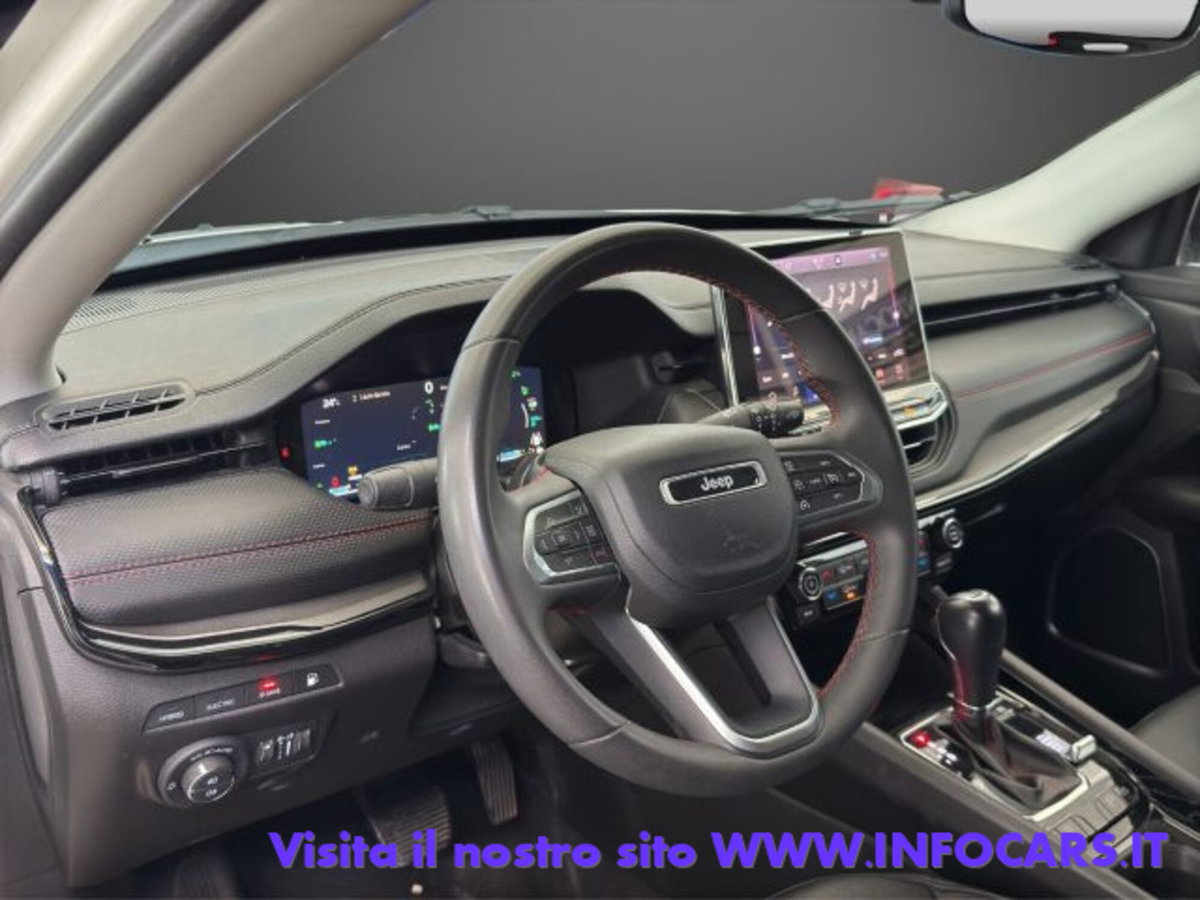 Jeep Compass 1.3 T4 240CV PHEV AT6 4xe Trailhawk (9)