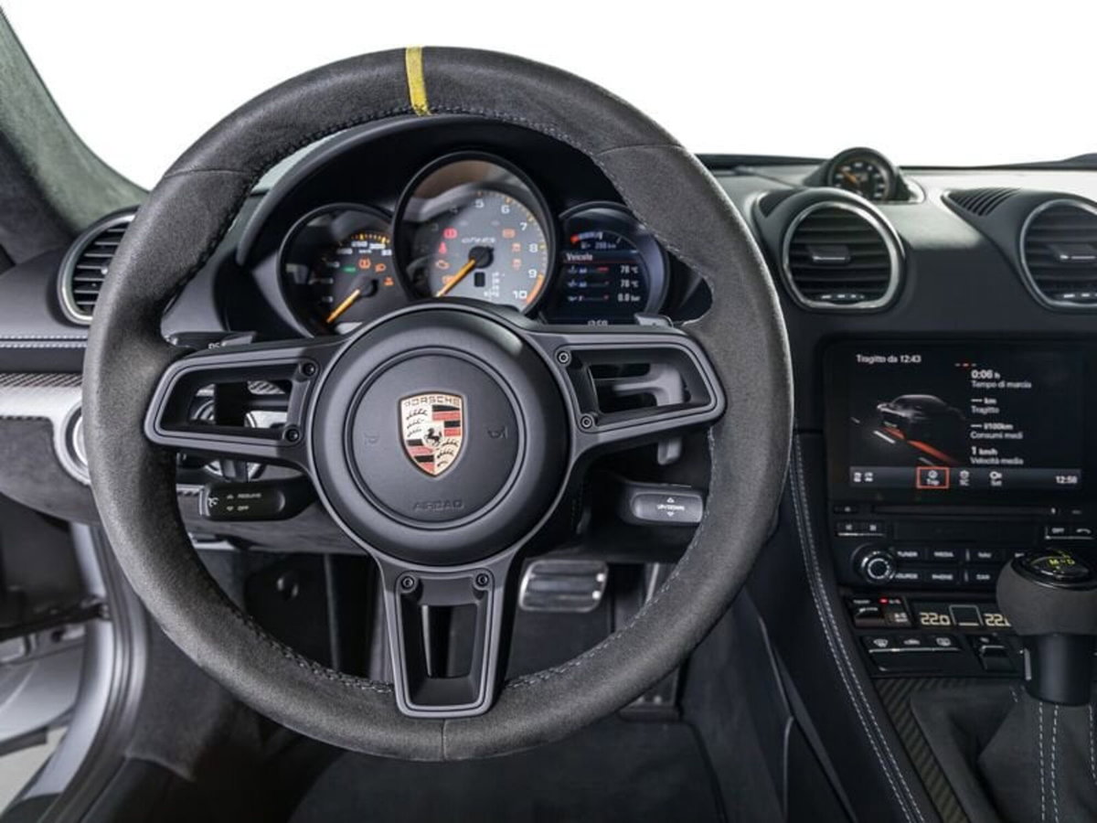 Porsche 718 Cayman  Cayman 4.0 GT4 RS pdk (11)