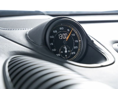 Porsche 718 Cayman  Cayman 4.0 GT4 RS pdk (12)