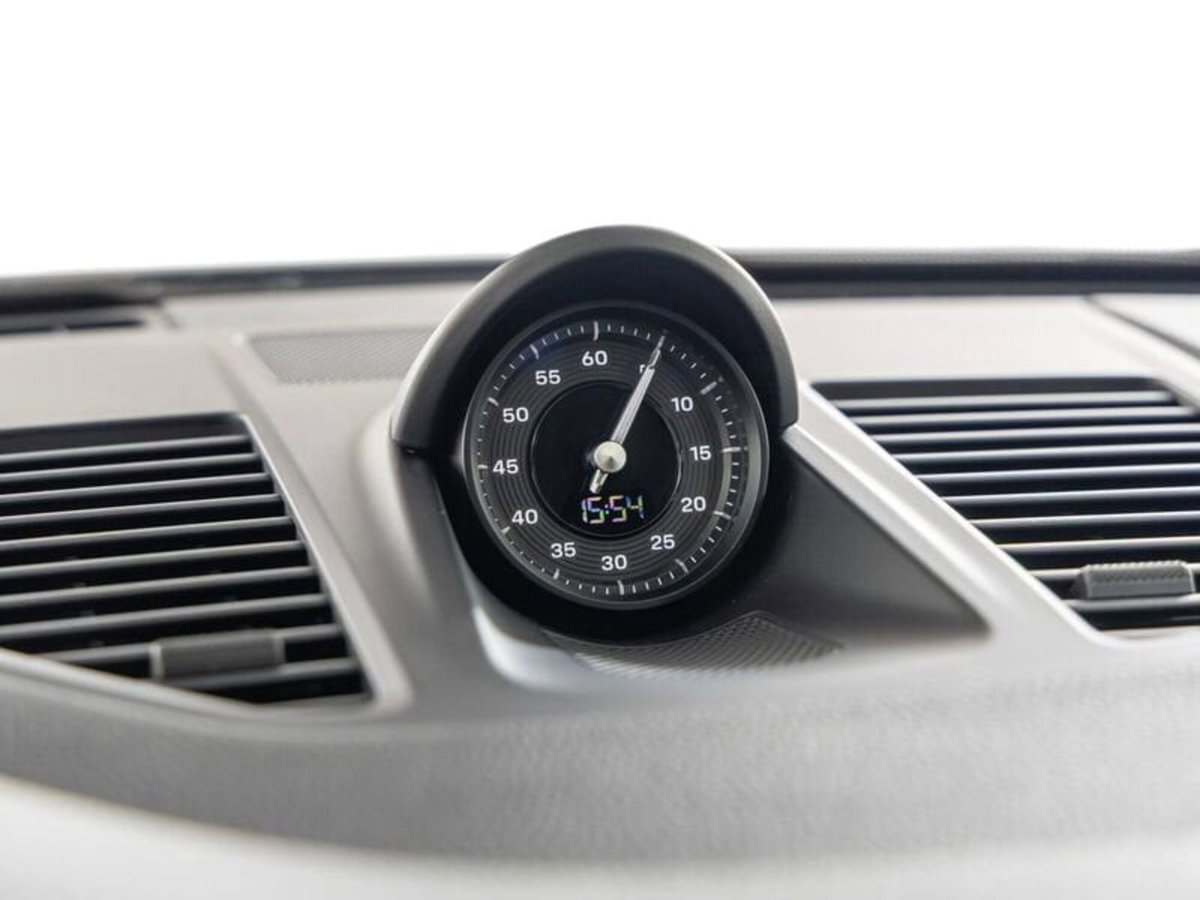 Porsche 911 Cabrio 3.0 Carrera T 394cv (10)