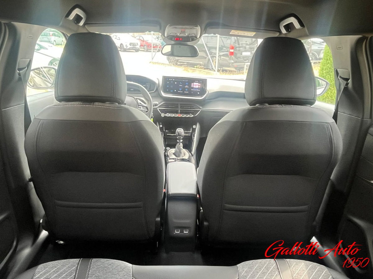Peugeot 2008 1.2 turbo Allure 100cv (18)