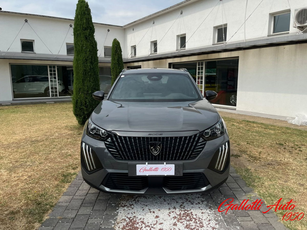 Peugeot 2008 1.2 turbo Allure 100cv (2)
