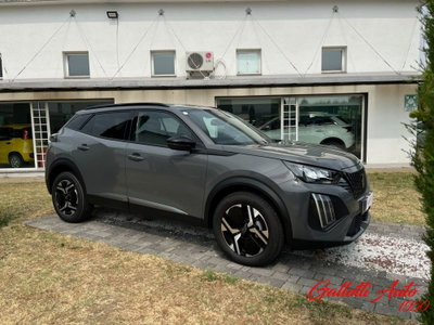 Peugeot 2008 1.2 turbo Allure 100cv (3)