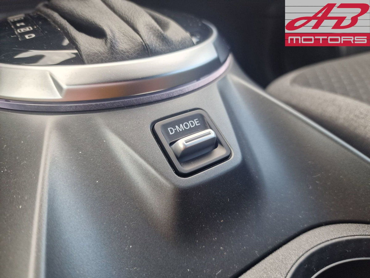 Nissan Juke 1.6 hev N-Connecta (17)
