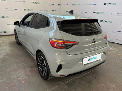 Renault Clio Full Hybrid E-Tech 140 CV 5 porte E-Tech (15)