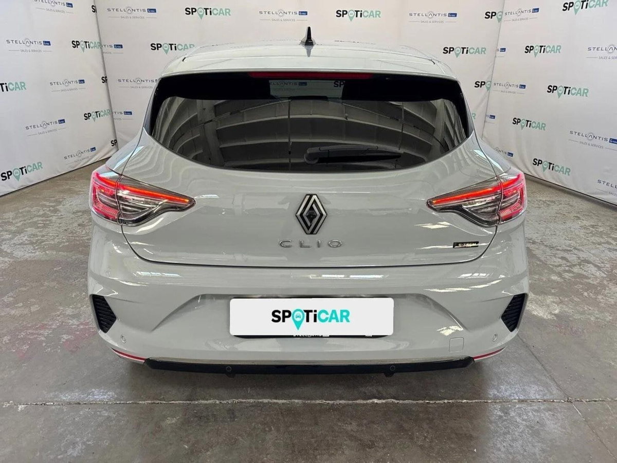 Renault Clio Full Hybrid E-Tech 140 CV 5 porte E-Tech (4)
