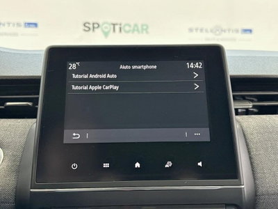 Renault Clio Full Hybrid E-Tech 140 CV 5 porte E-Tech (8)