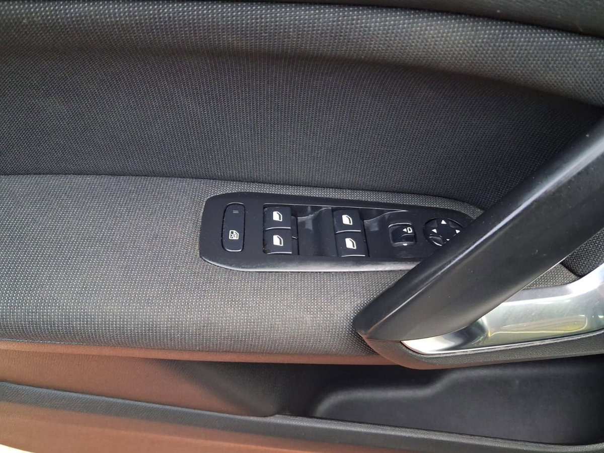 Peugeot 308 BlueHDi 130 S&S EAT8 Active Business (12)