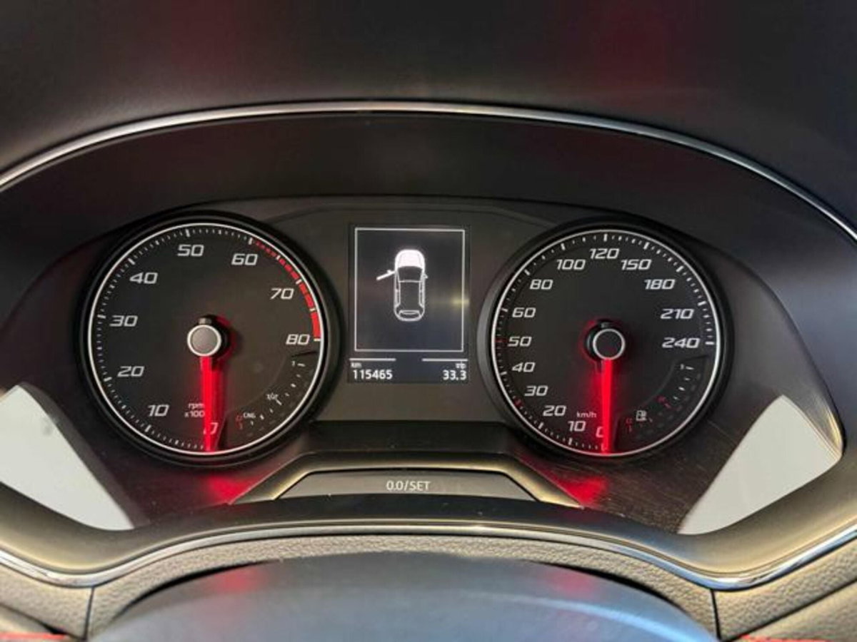 SEAT Ibiza 1.0 TGI 5 porte FR (10)