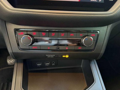 SEAT Ibiza 1.0 TGI 5 porte FR (11)