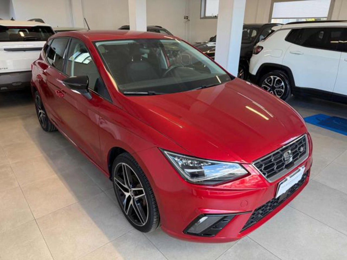 SEAT Ibiza 1.0 TGI 5 porte FR (3)
