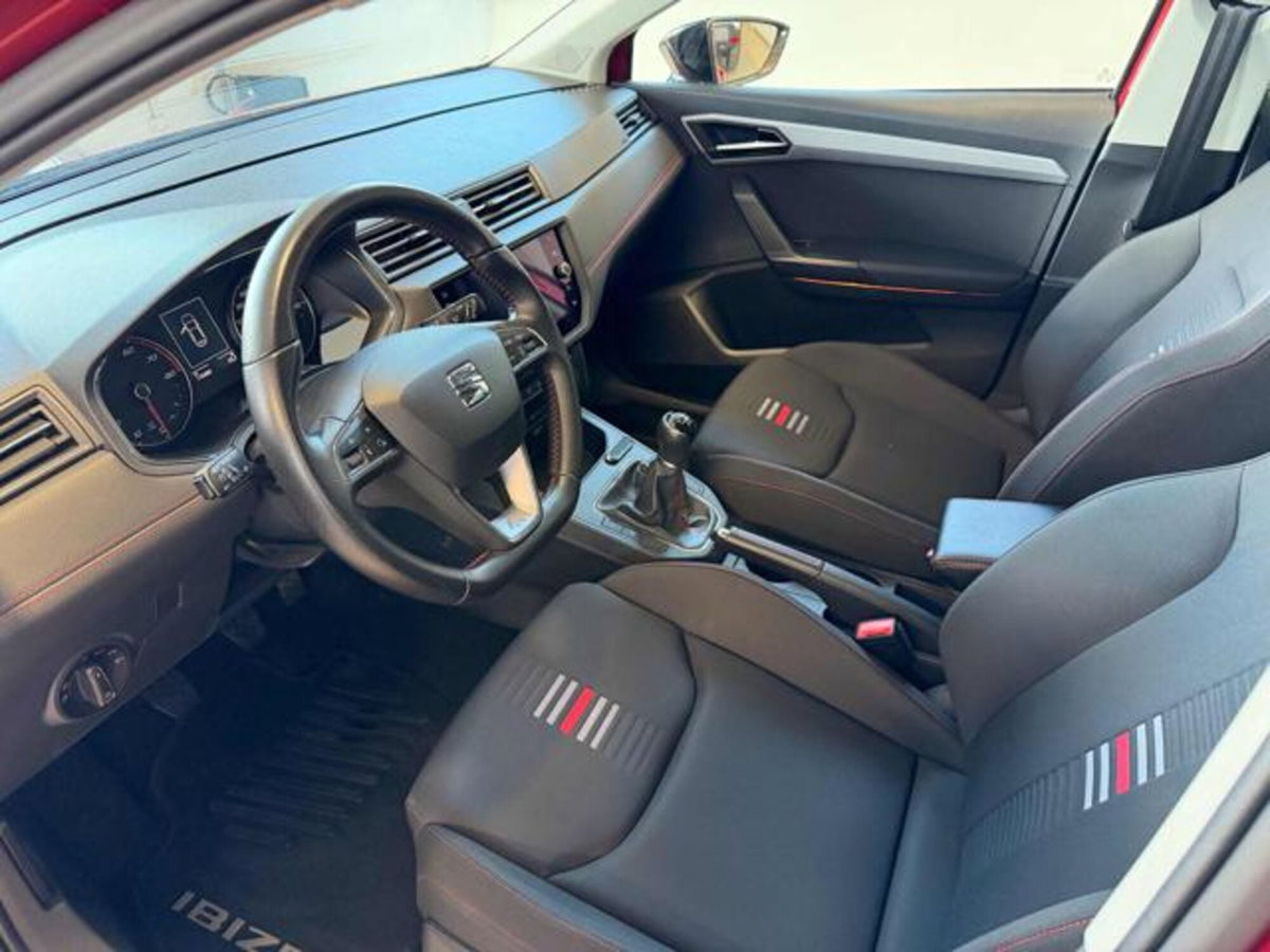 SEAT Ibiza 1.0 TGI 5 porte FR (9)