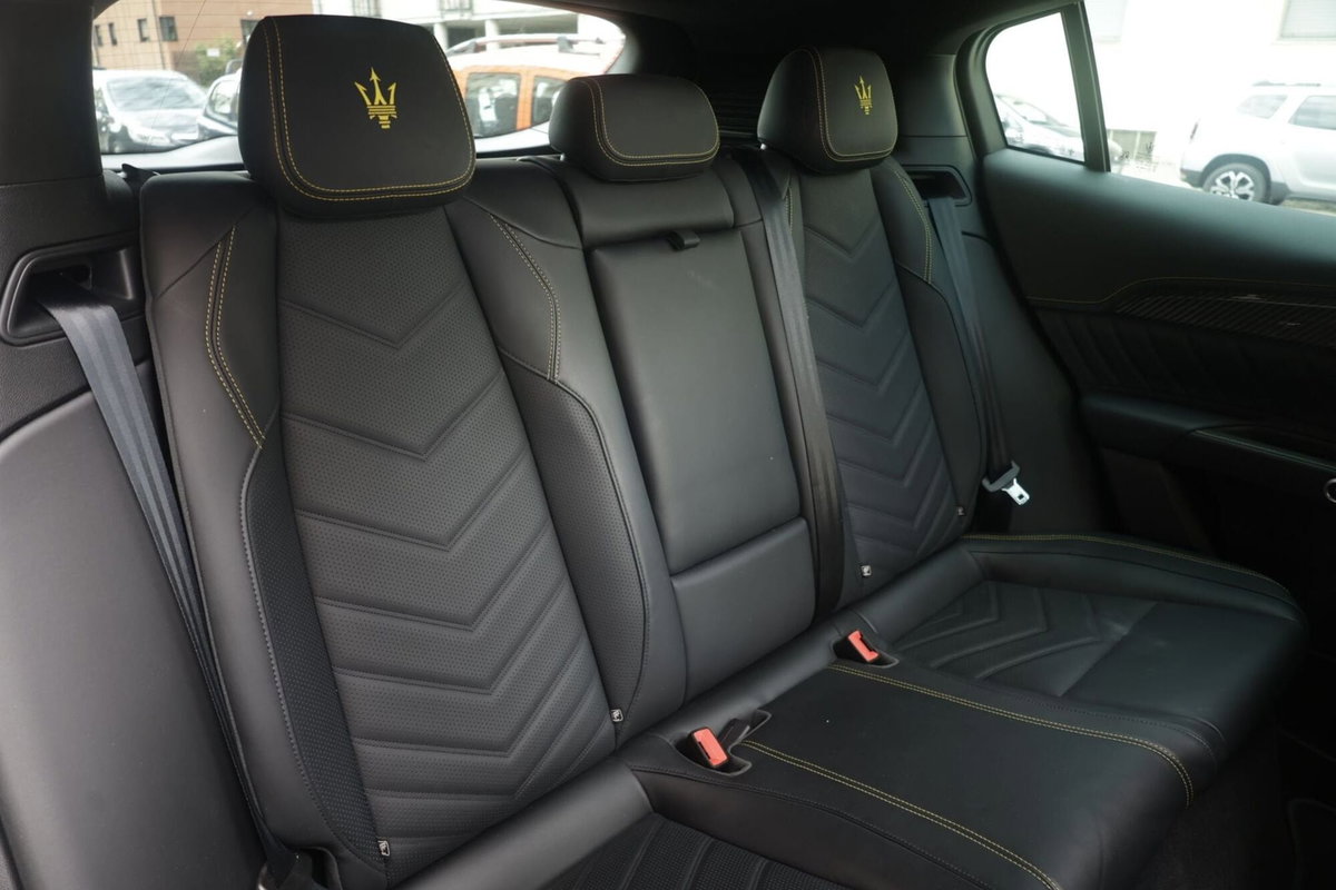 Maserati Grecale 3.0 V6 Trofeo 530cv auto (14)