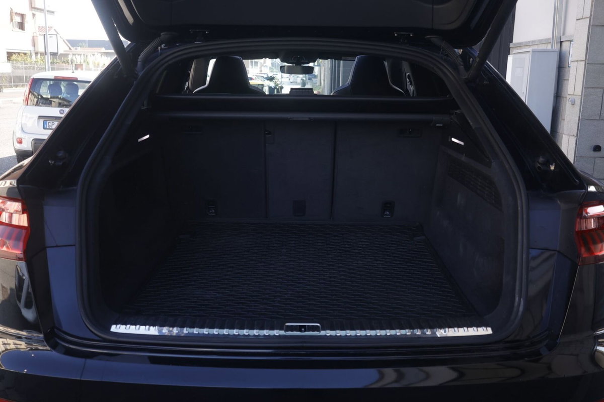 Audi Q8 Sportback 50 quattro (20)