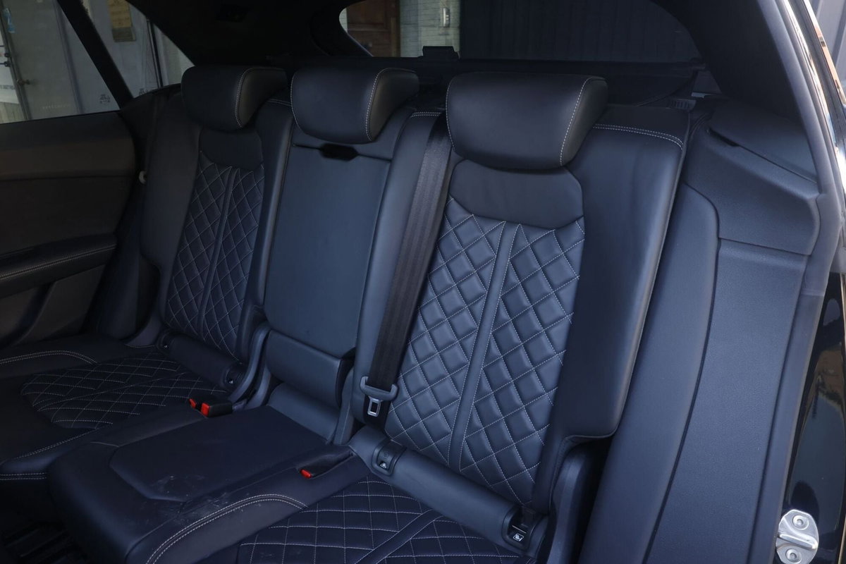 Audi Q8 Sportback 50 quattro (4)