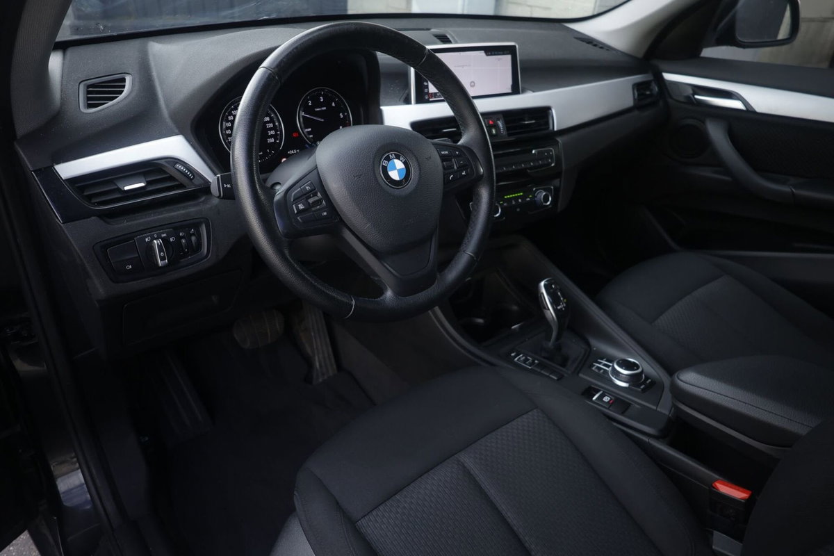 BMW X1 sDrive16d xLine Plus (15)