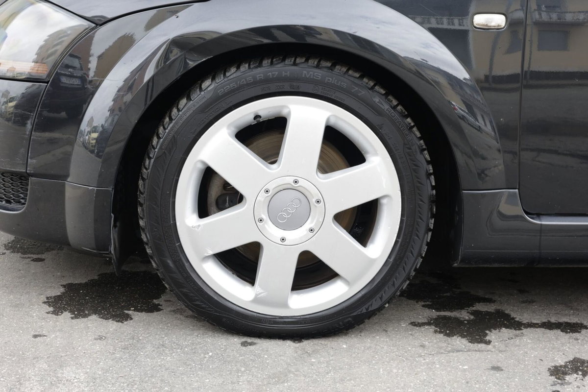 Audi TT Coupé 1.8 TFSI (6)