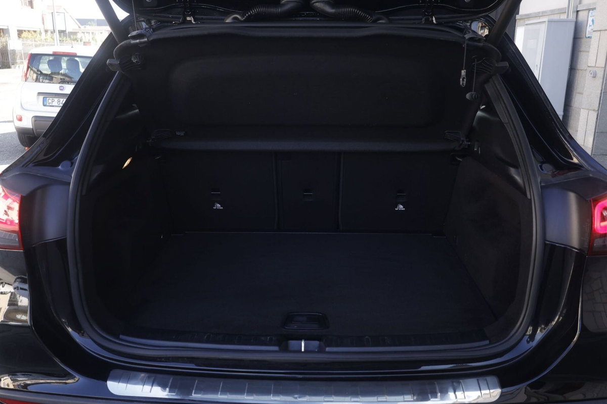 Mercedes-Benz GLA SUV 200 Automatic Executive (19)