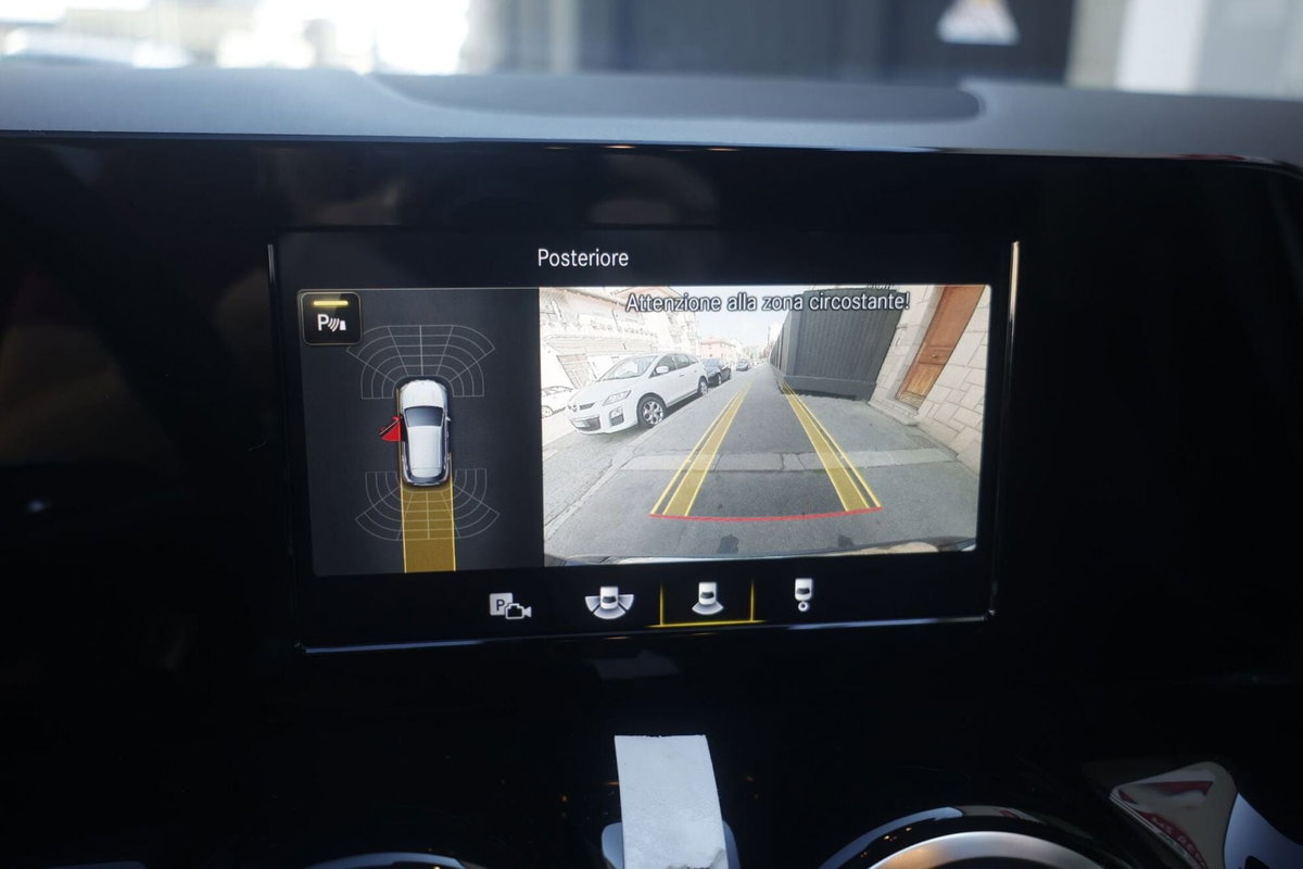Mercedes-Benz GLA SUV 200 Automatic Executive (9)