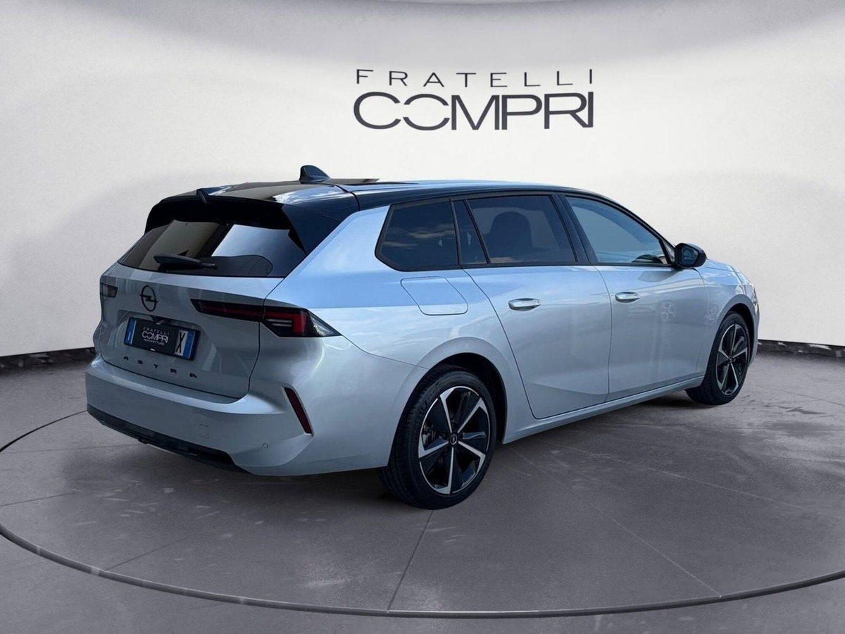 Opel Astra Station Wagon Sports 1.5 GS s&s 130cv at8 (4)