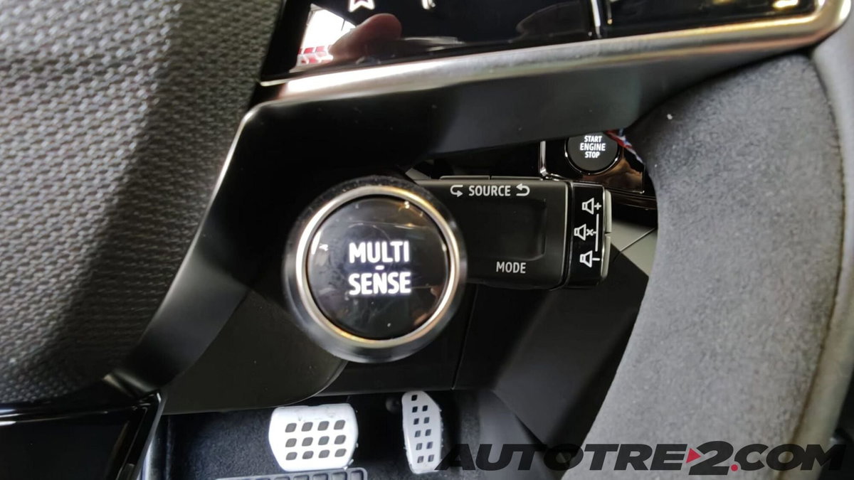 Renault Clio 1.2 eco-g Evolution 120cv edc (6)