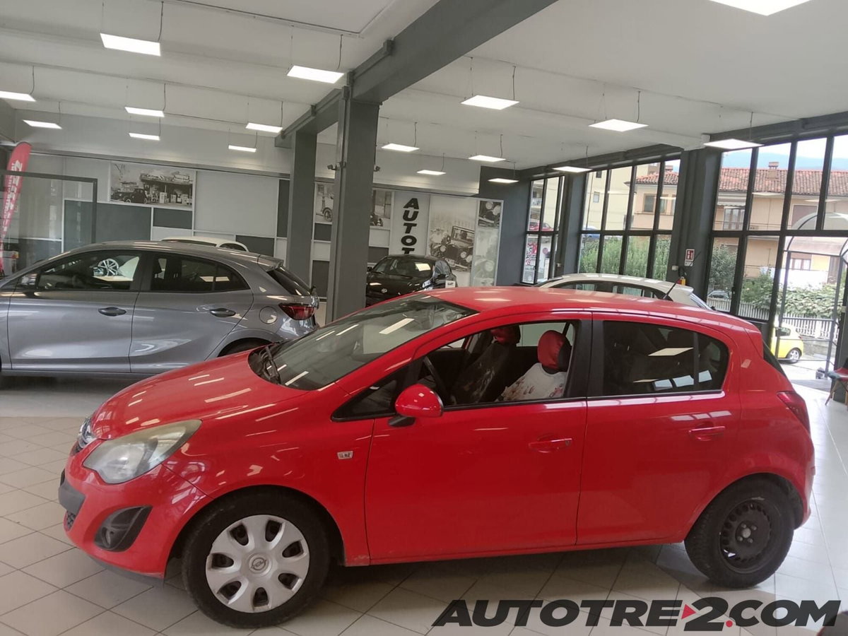 Opel Corsa 1.2 5 porte Elective (5)