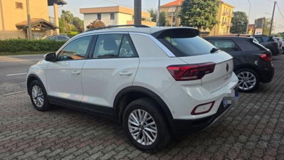 Volkswagen T-Roc 1.5 tsi Life dsg (3)